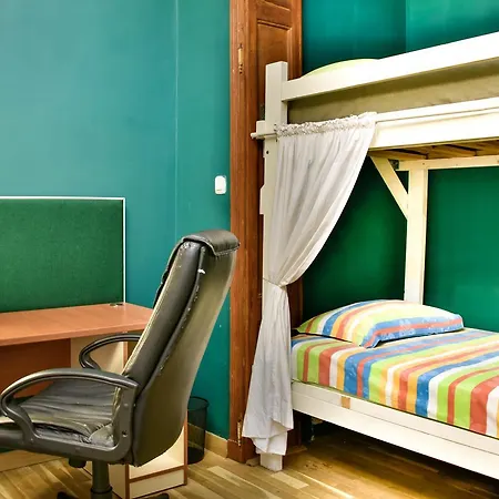 Hostel Smart *
